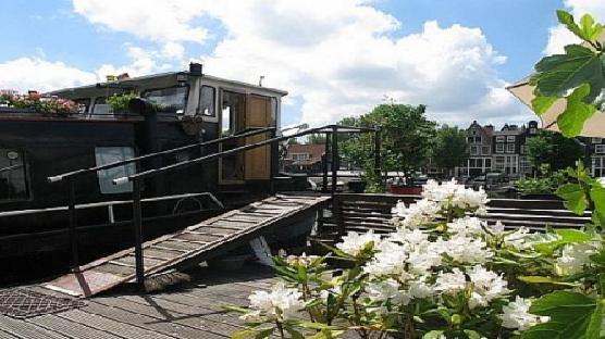 Houseboat Ms Luctor